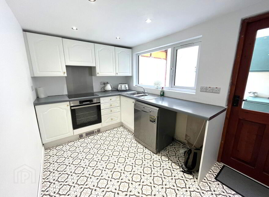 7 The Glynn Road, Larne, BT40 3AY