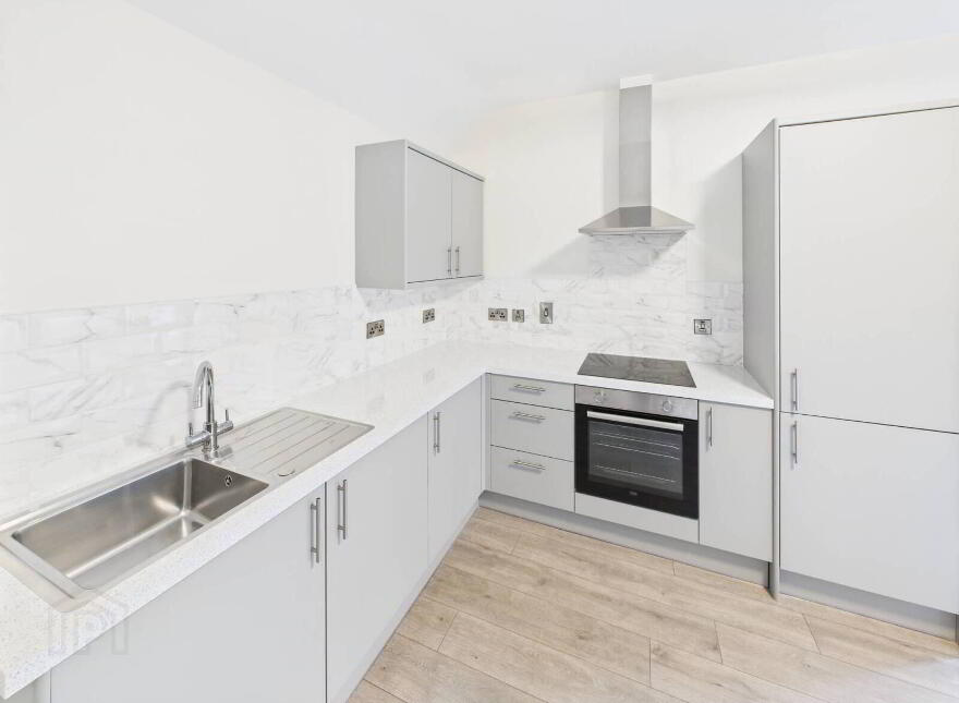 Apartment 5 12 Deramore Park, Belfast, BT9 5JT