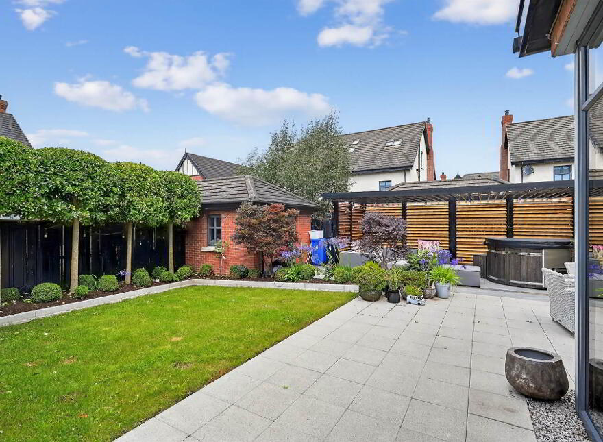 4 Harberton Green, Malone, Belfast, BT9 6WS
