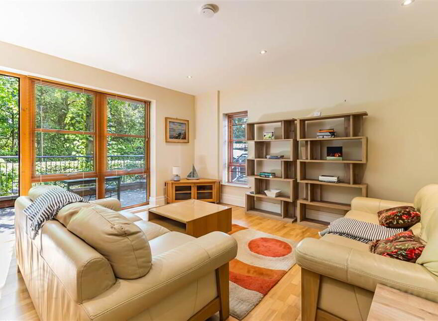 D1 The Pines, Malone Square, Belfast, BT9 6JU