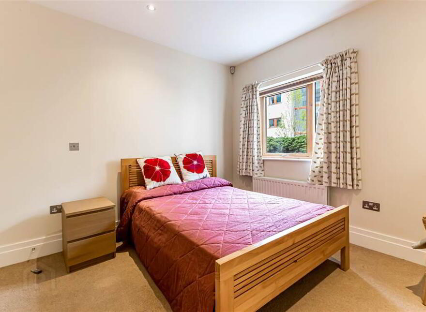 D1 The Pines, Malone Square, Belfast, BT9 6JU