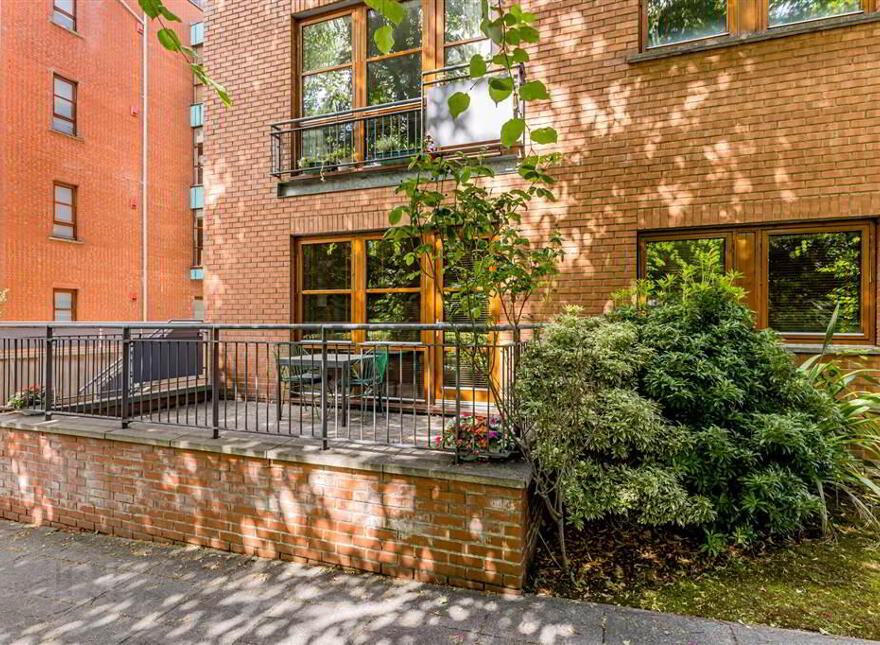 D1 The Pines, Malone Square, Belfast, BT9 6JU