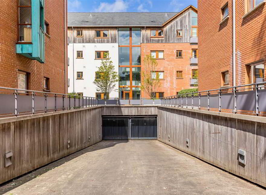 D1 The Pines, Malone Square, Belfast, BT9 6JU