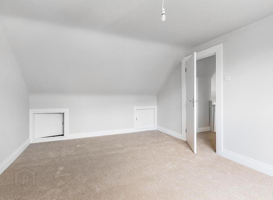 33 Dermott Walk, Comber, Newtownards, BT23 5NU