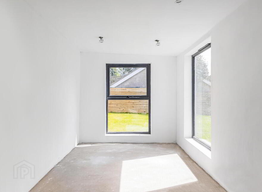 33 Dermott Walk, Comber, Newtownards, BT23 5NU