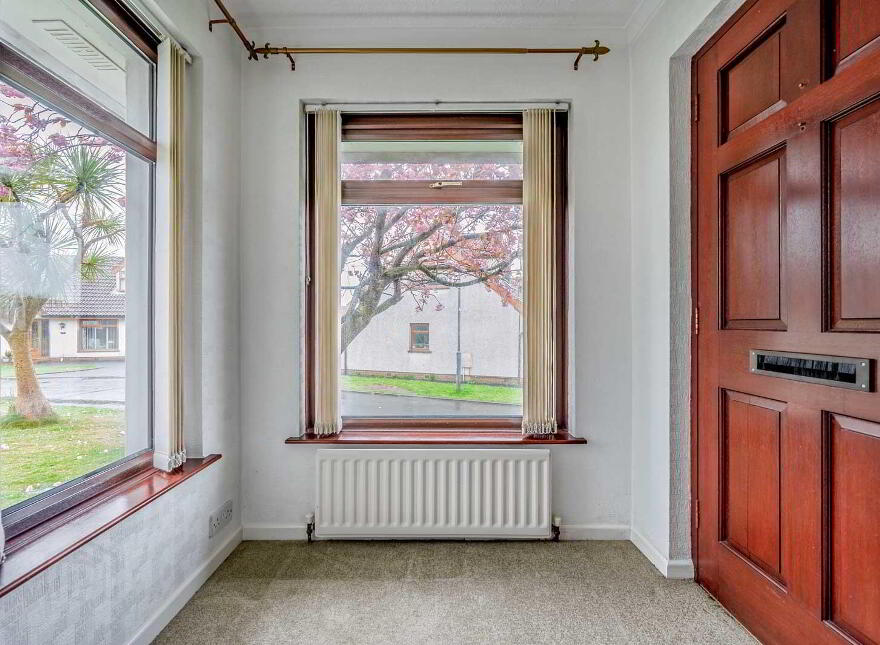 28 Irvine Park, Bangor, BT19 7XR