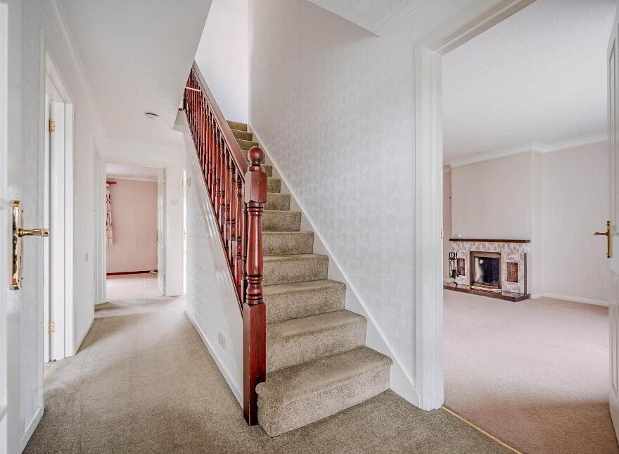 28 Irvine Park, Bangor, BT19 7XR