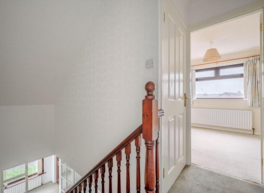28 Irvine Park, Bangor, BT19 7XR