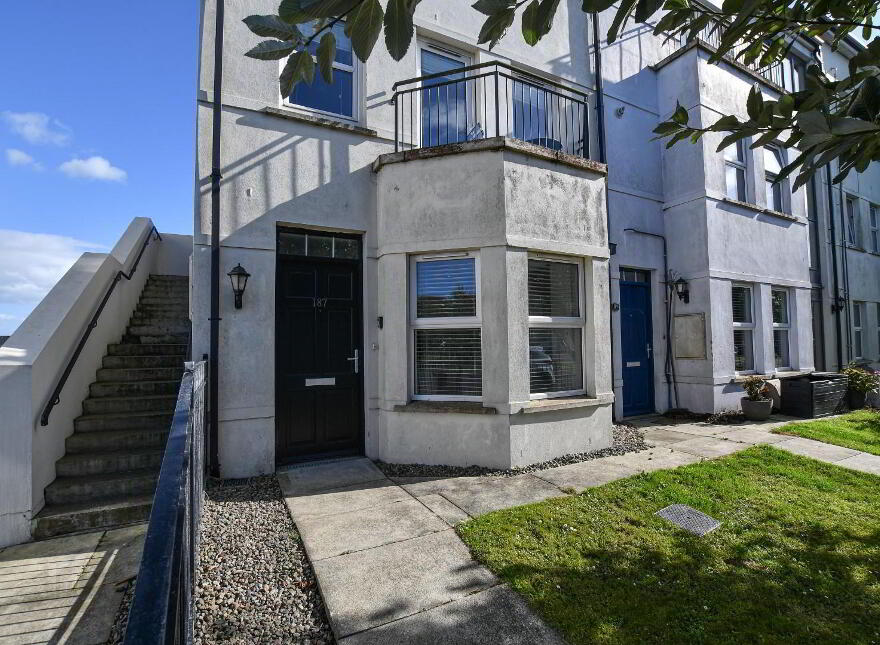 187 Linen Crescent, Bangor, BT19 7JT photo