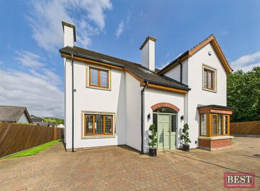 9 Rathdallan, Warrenpoint, Newry, BT34 3UQ