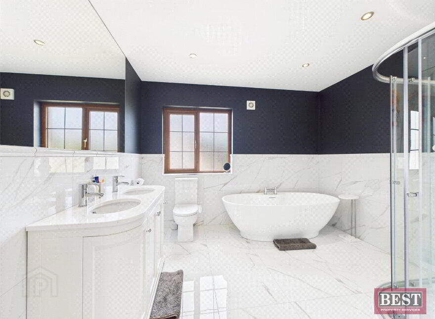 9 Rathdallan, Warrenpoint, Newry, BT34 3UQ