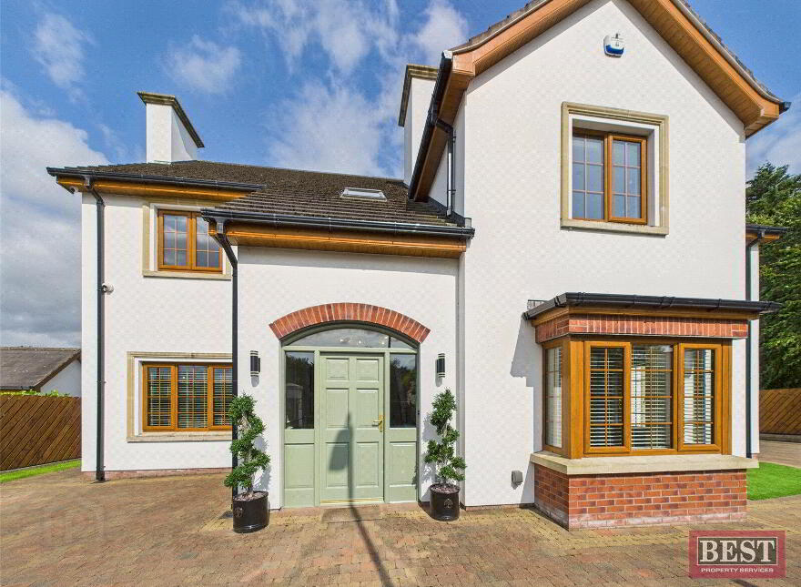 9 Rathdallan, Warrenpoint, Newry, BT34 3UQ