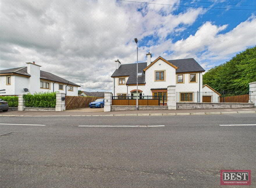 9 Rathdallan, Warrenpoint, Newry, BT34 3UQ