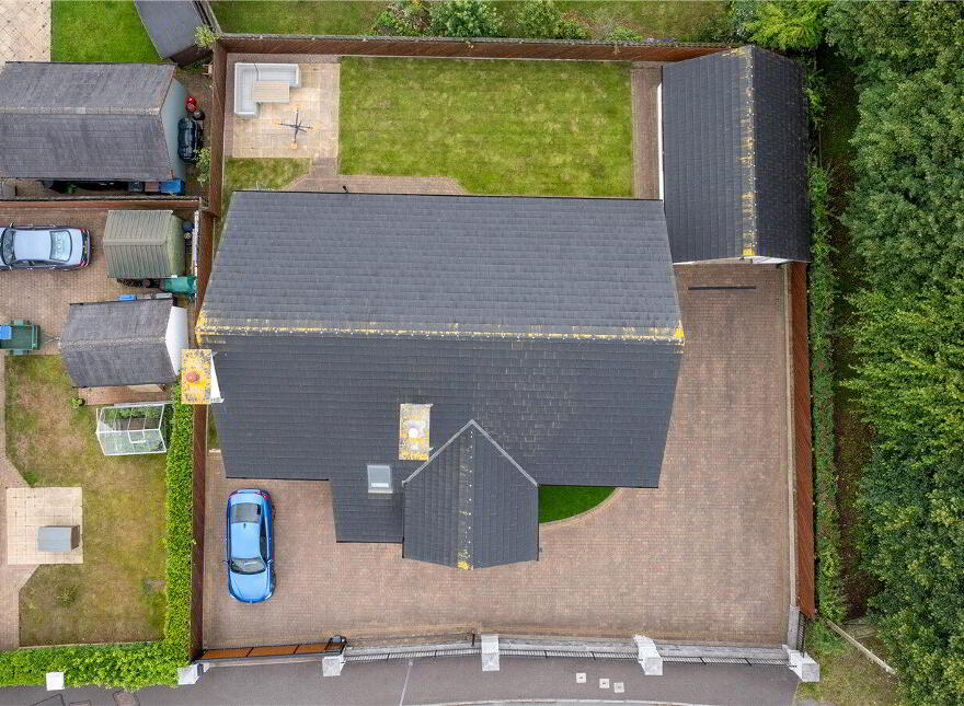 9 Rathdallan, Warrenpoint, Newry, BT34 3UQ