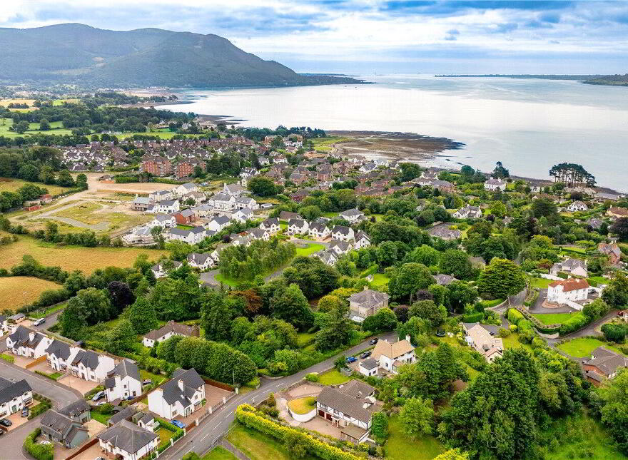 9 Rathdallan, Warrenpoint, Newry, BT34 3UQ