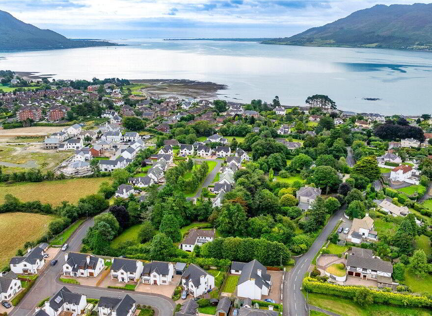 9 Rathdallan, Warrenpoint, Newry, BT34 3UQ