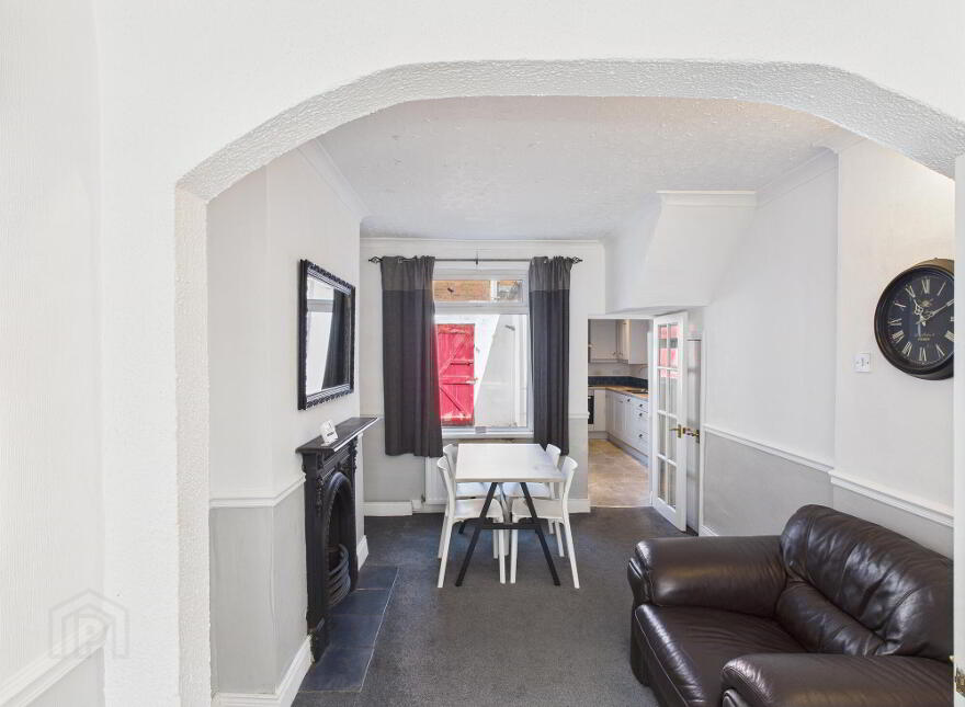 27 Dromore Street, Belfast, BT6 8PF