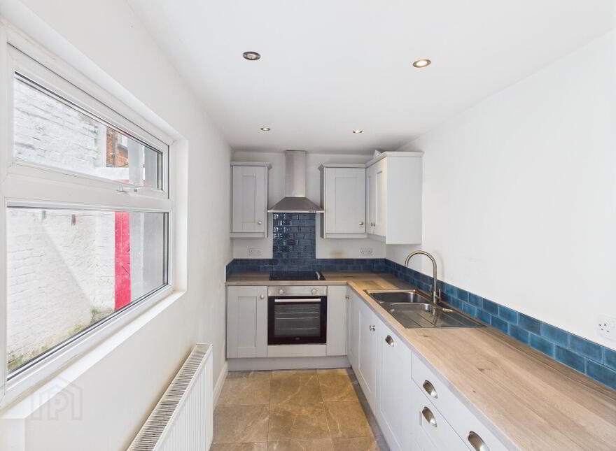 27 Dromore Street, Belfast, BT6 8PF