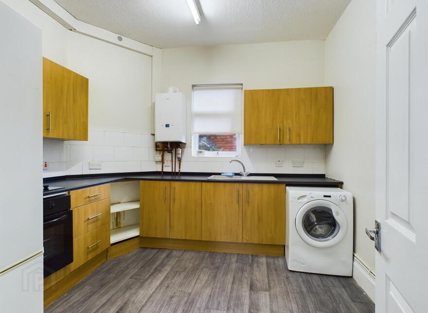 Apt 1, 340 Newtownards Road, Belfast, BT4 1HE