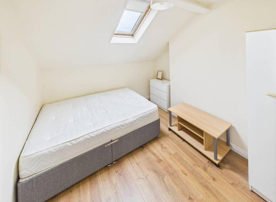 13 Wolseley Street, Belfast, BT7 1LG