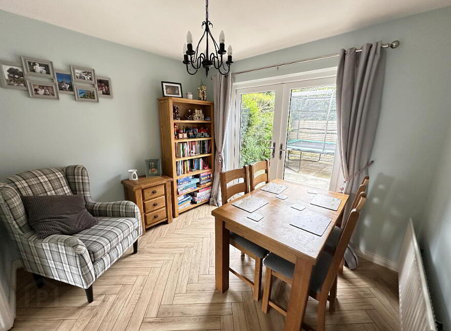 37 Ravenswood, Banbridge, BT32 3RD