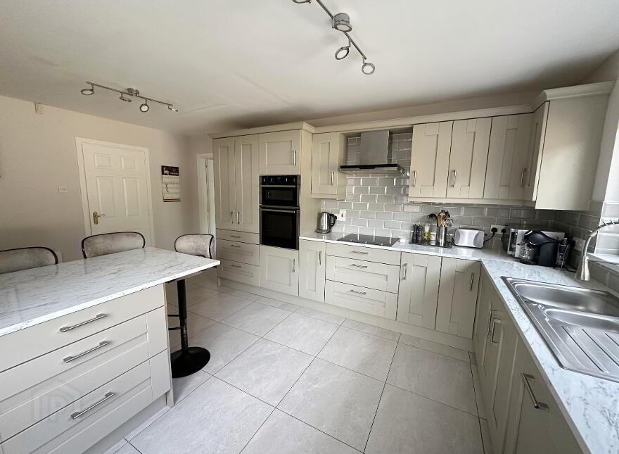 37 Ravenswood, Banbridge, BT32 3RD