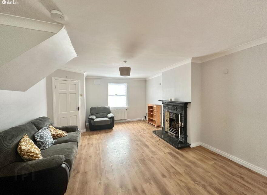 7 Church Street, Ballybay
