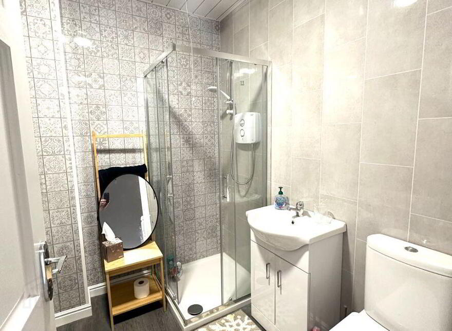 7 Church Street, Ballybay
