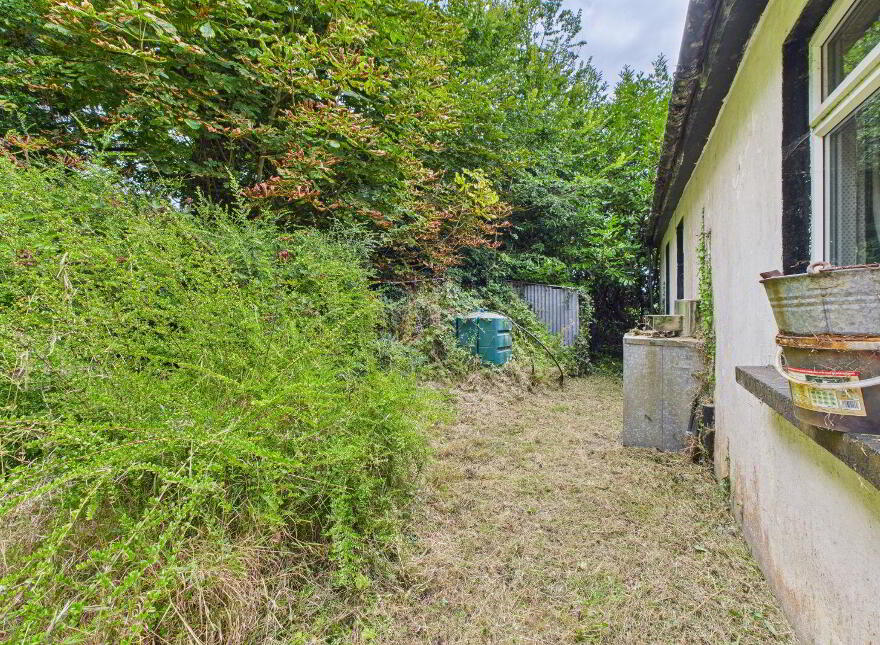 Willow Cottage, Ballinaboola, Halfwayhouse, Cross, Waterford