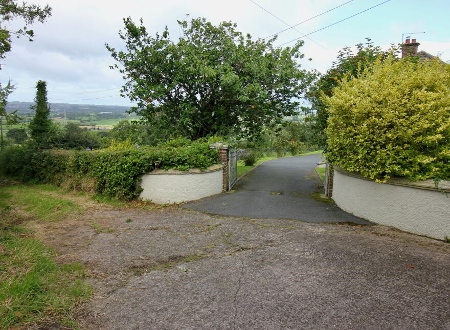 68 Tannyoky Road, Tandragee, BT62 2JE
