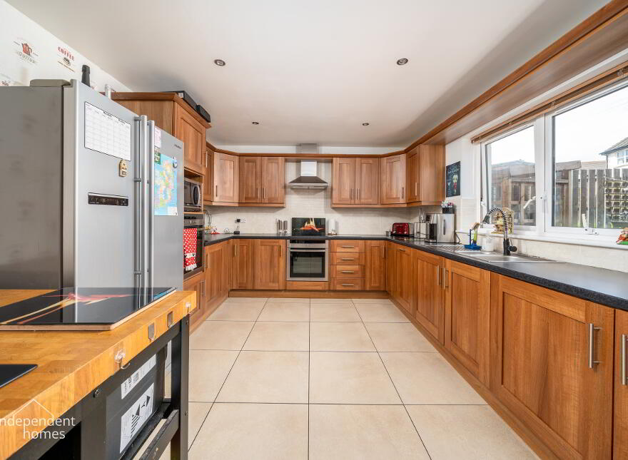 4 Porter Green Road, Larne, BT40 2UG