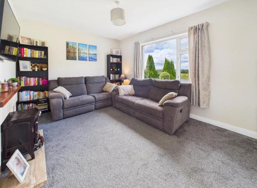 Finnoe Road, Borrisokane, E45DN88