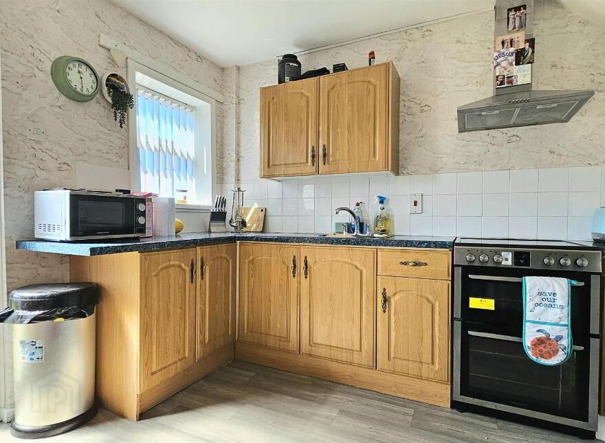26 Thorndale Square, Carrickfergus, BT38 8JX