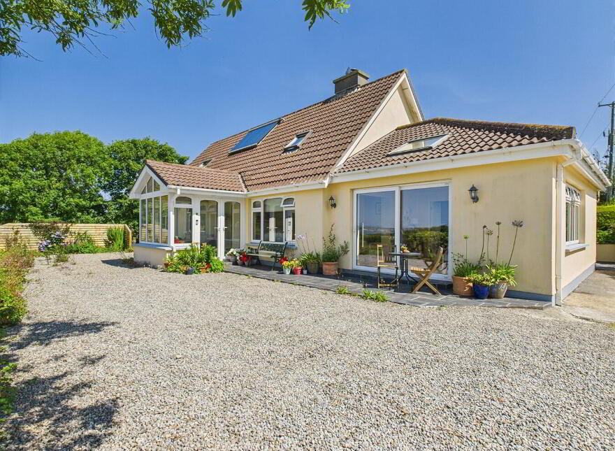 Corballymore, Dunmore East, X91H998 photo