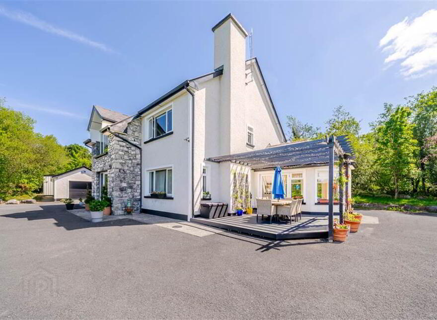 Currinara, Foxford, F26X59E