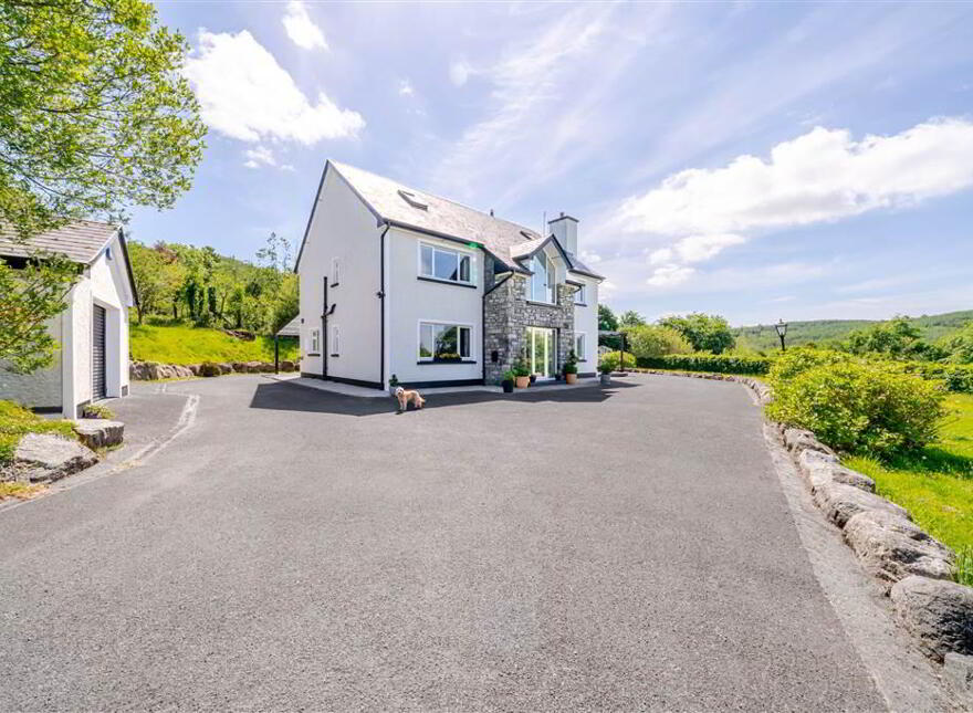 Currinara, Foxford, F26X59E