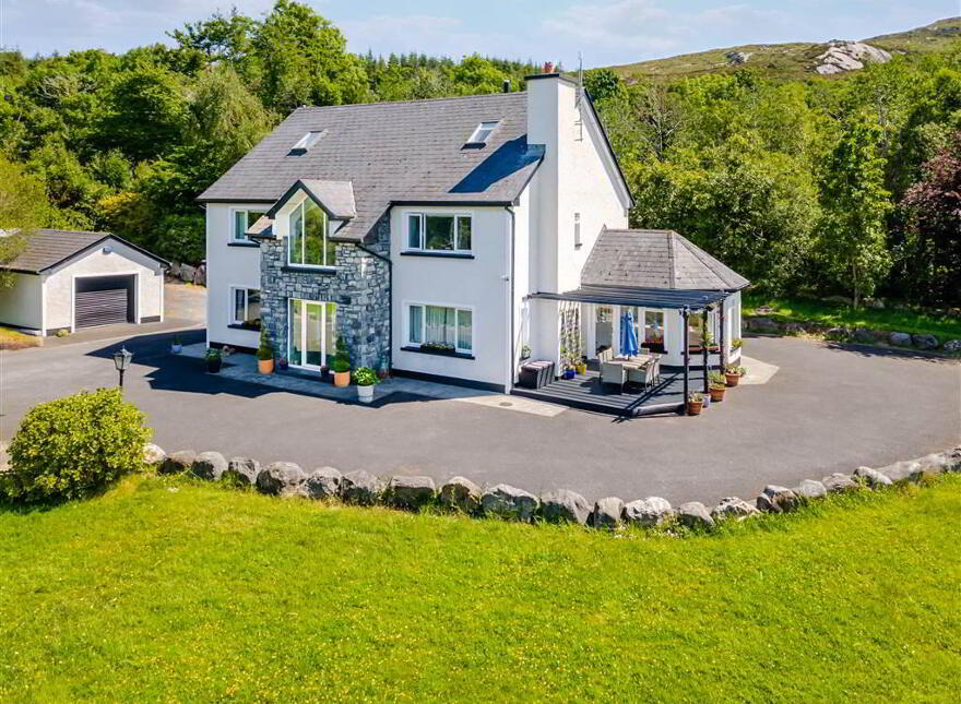 Currinara, Foxford, F26X59E photo