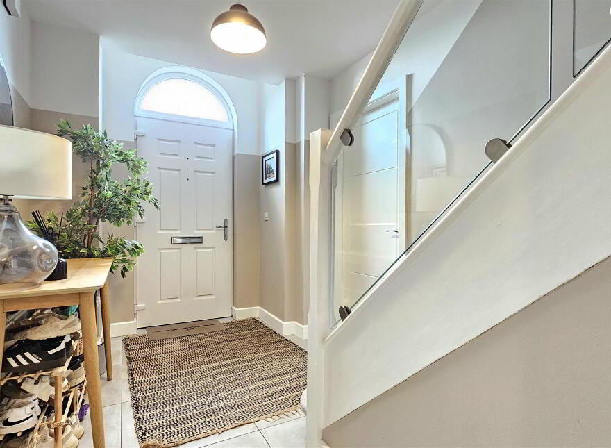 25 Bashford Park Hill, Carrickfergus, BT38 9FG