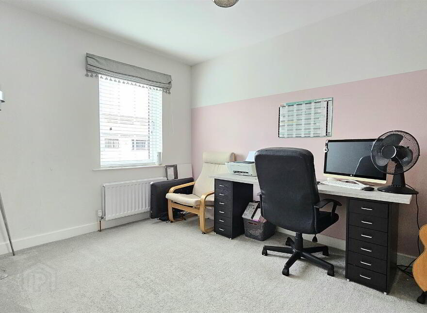 25 Bashford Park Hill, Carrickfergus, BT38 9FG