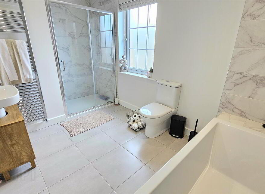 25 Bashford Park Hill, Carrickfergus, BT38 9FG