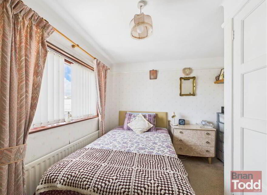 Recreation Road, Larne, BT40 1EW