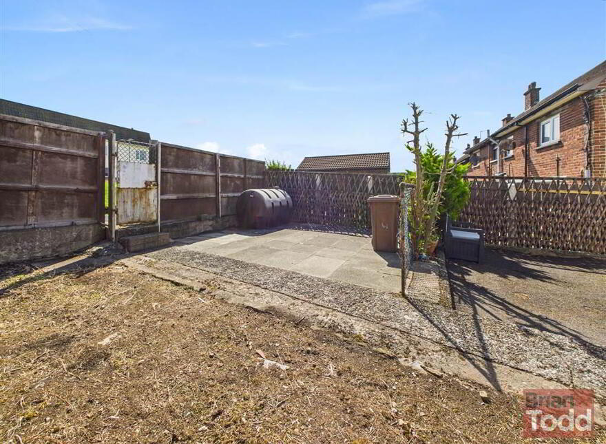 Recreation Road, Larne, BT40 1EW