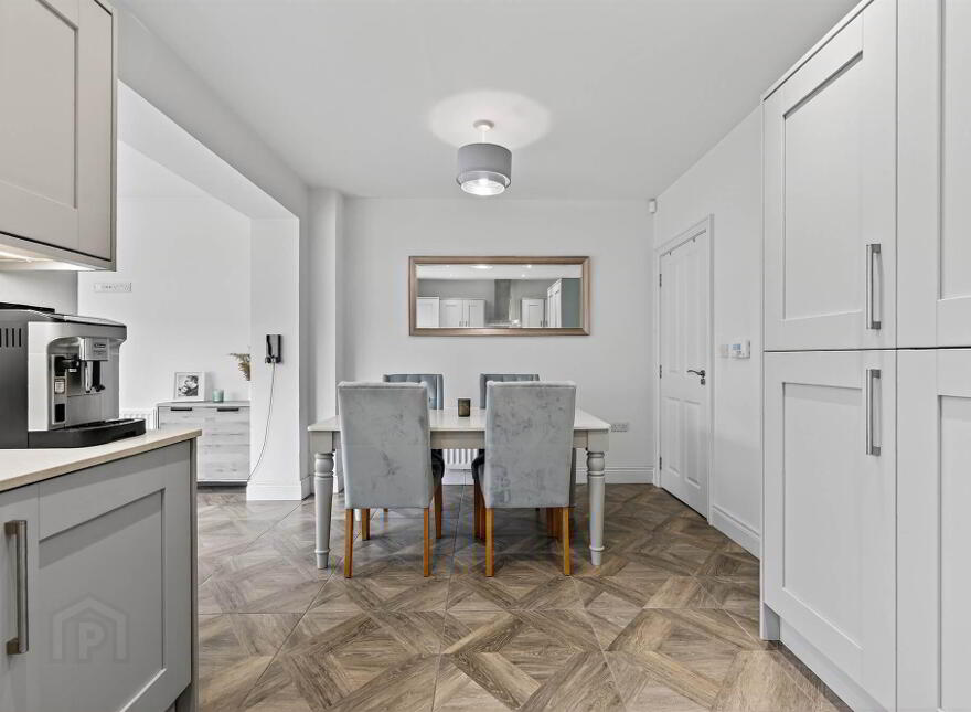 10 Millmount Quarry View, Dundonald, Belfast, BT16 1BL
