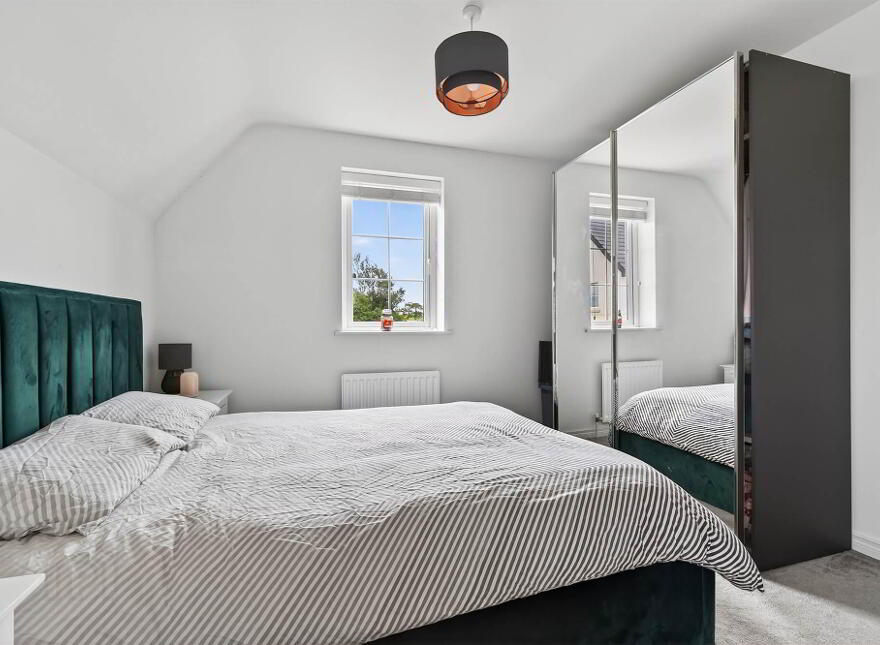 10 Millmount Quarry View, Dundonald, Belfast, BT16 1BL