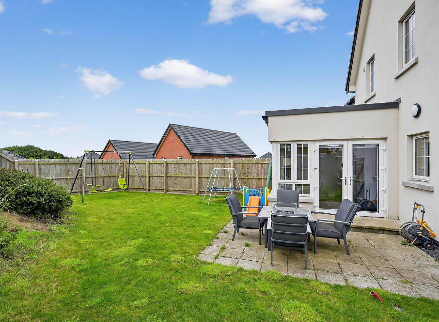 10 Millmount Quarry View, Dundonald, Belfast, BT16 1BL