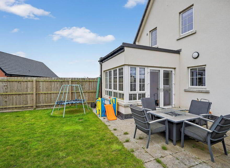10 Millmount Quarry View, Dundonald, Belfast, BT16 1BL