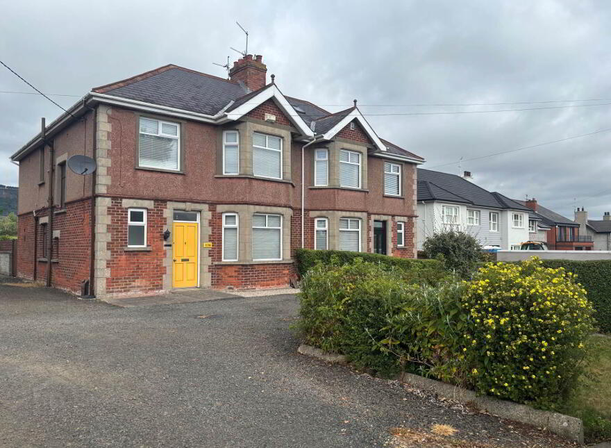 174 Shore Road, Greenisland, Carrickfergus, BT38 8TT