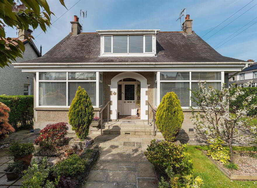 16 Osborne Drive, Bangor, BT20 3DH photo