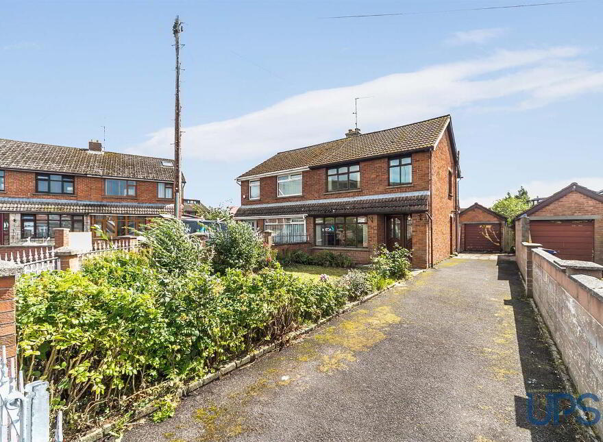 71 Stewartstown Park, Belfast, BT11 9GJ photo
