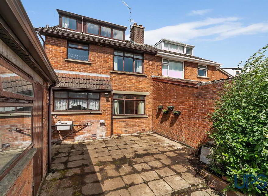 71 Stewartstown Park, Belfast, BT11 9GJ